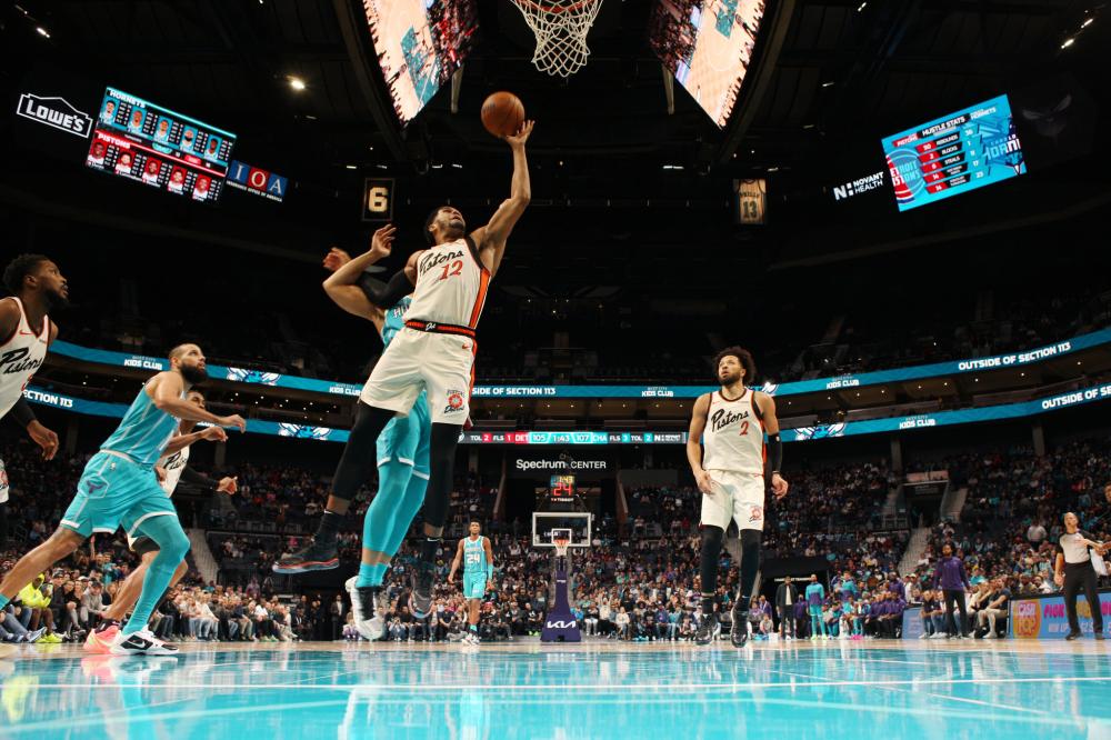 若率先进球 若率先进球